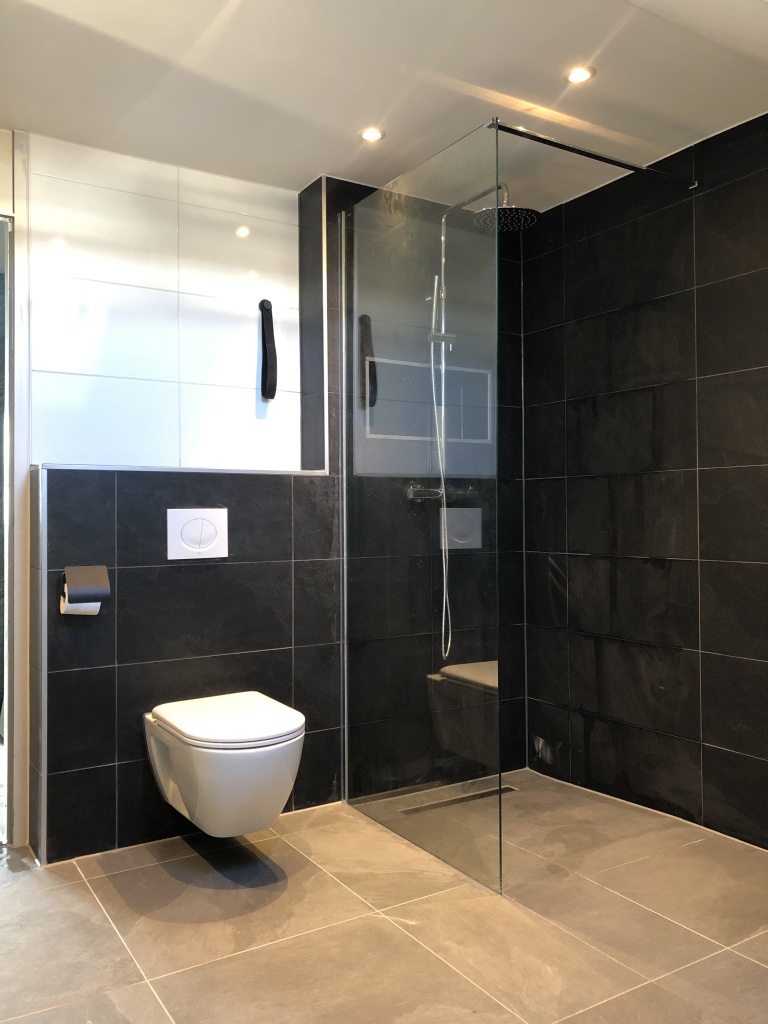 Badkamer en toilet verbouwing op Het Kruiwerk in Hoorn